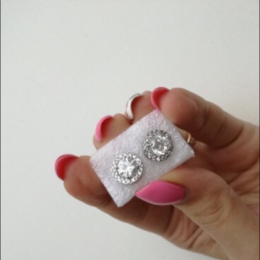 Cubic Zirconia Stud Earrings - Picture 6 of 8